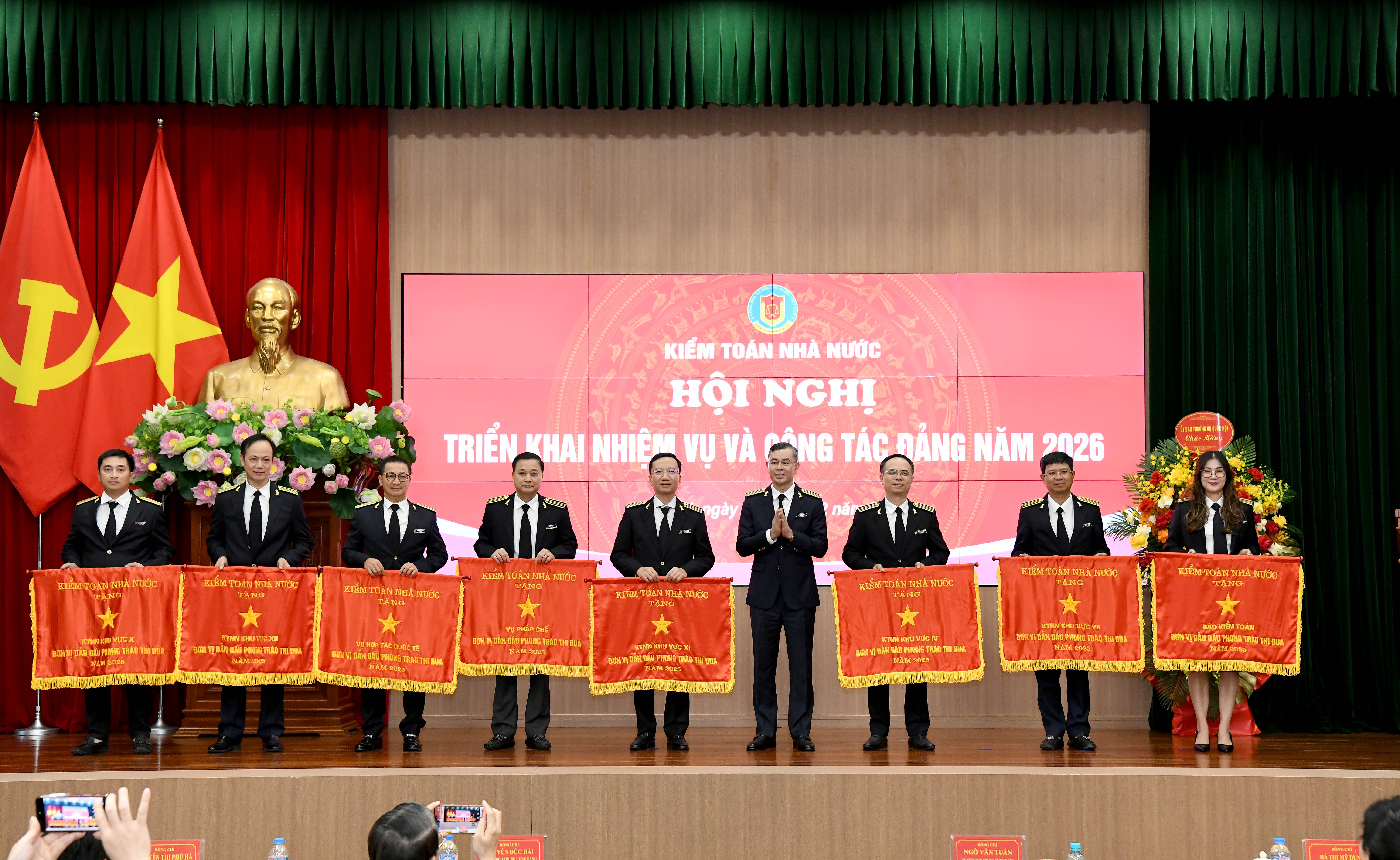 Hoàn thành kế hoạch kiểm toán với yêu cầu chất lượng cao nhất