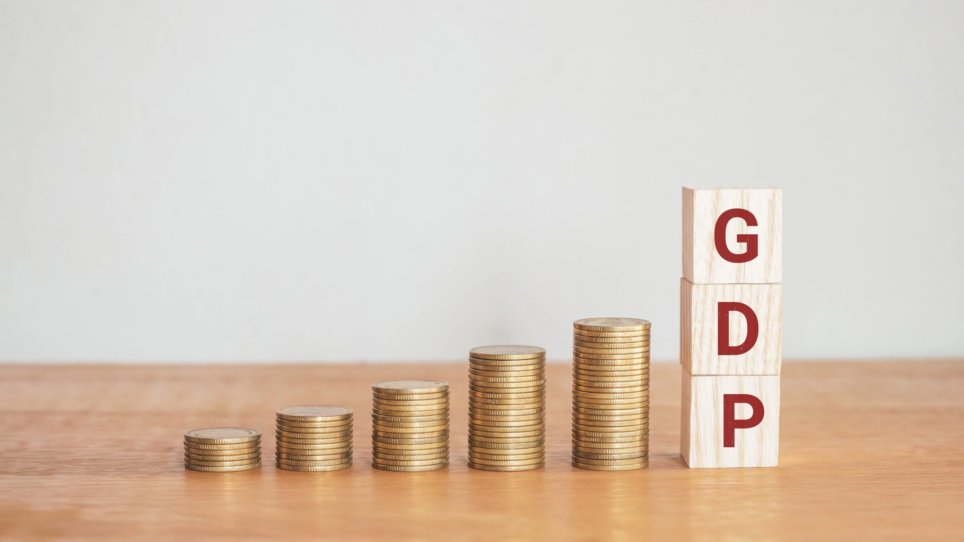 Giữ kỷ luật tài chính công khi tăng đầu tư: "đường ray" cho tăng trưởng cao 2026-2030